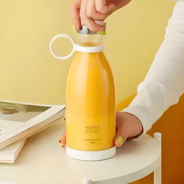 SleekBlend Mini Juice Maker